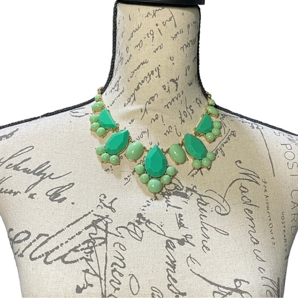 Kate Spade ♠️ Day Tripper Pastel Green And Gold Tone Necklace - Picture 3 of 6